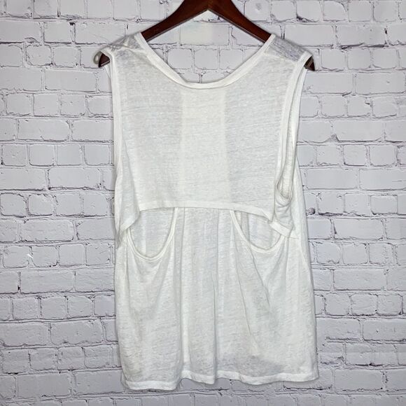 BLANKNYC Sleeveless Linen Cut Out Tank White Large - Picture 6 of 9